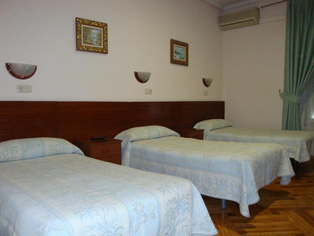 Hostal Zamora Madrid Kamer foto