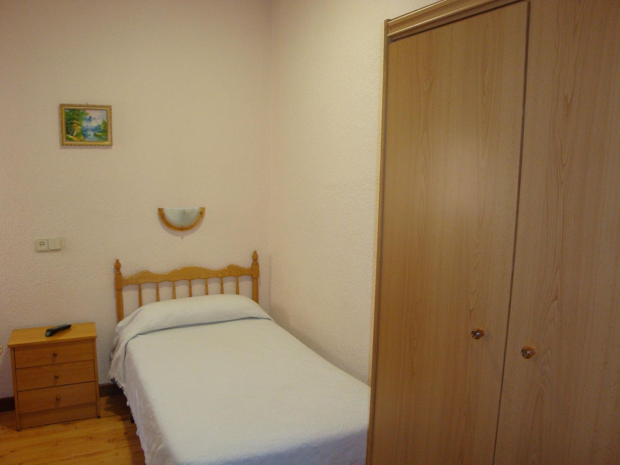 Hostal Zamora Madrid Buitenkant foto