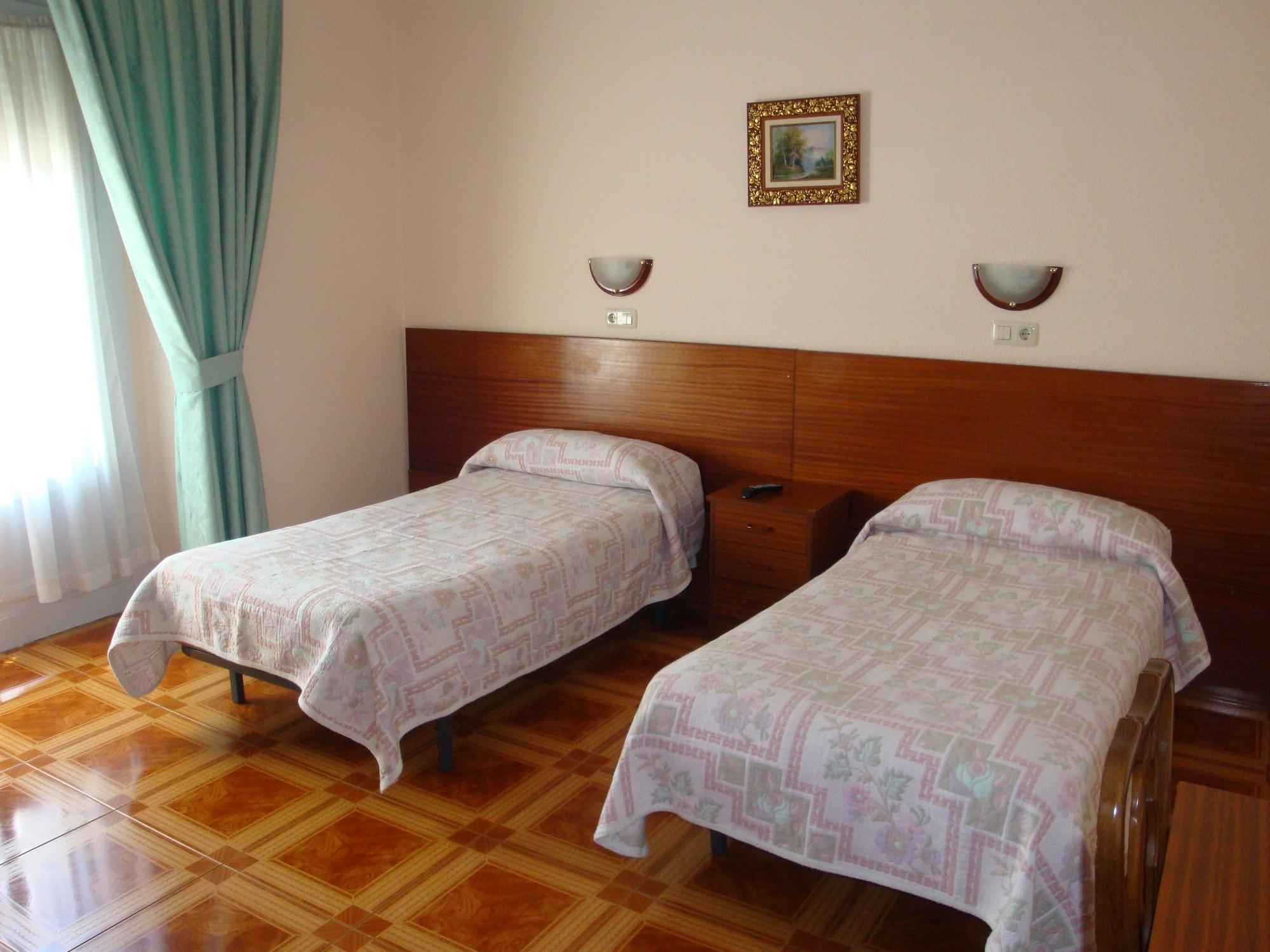 Hostal Zamora Madrid Buitenkant foto